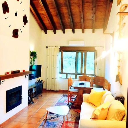 Apartmán La Casita De La Montana Alba de los Cardaños Exteriér fotografie